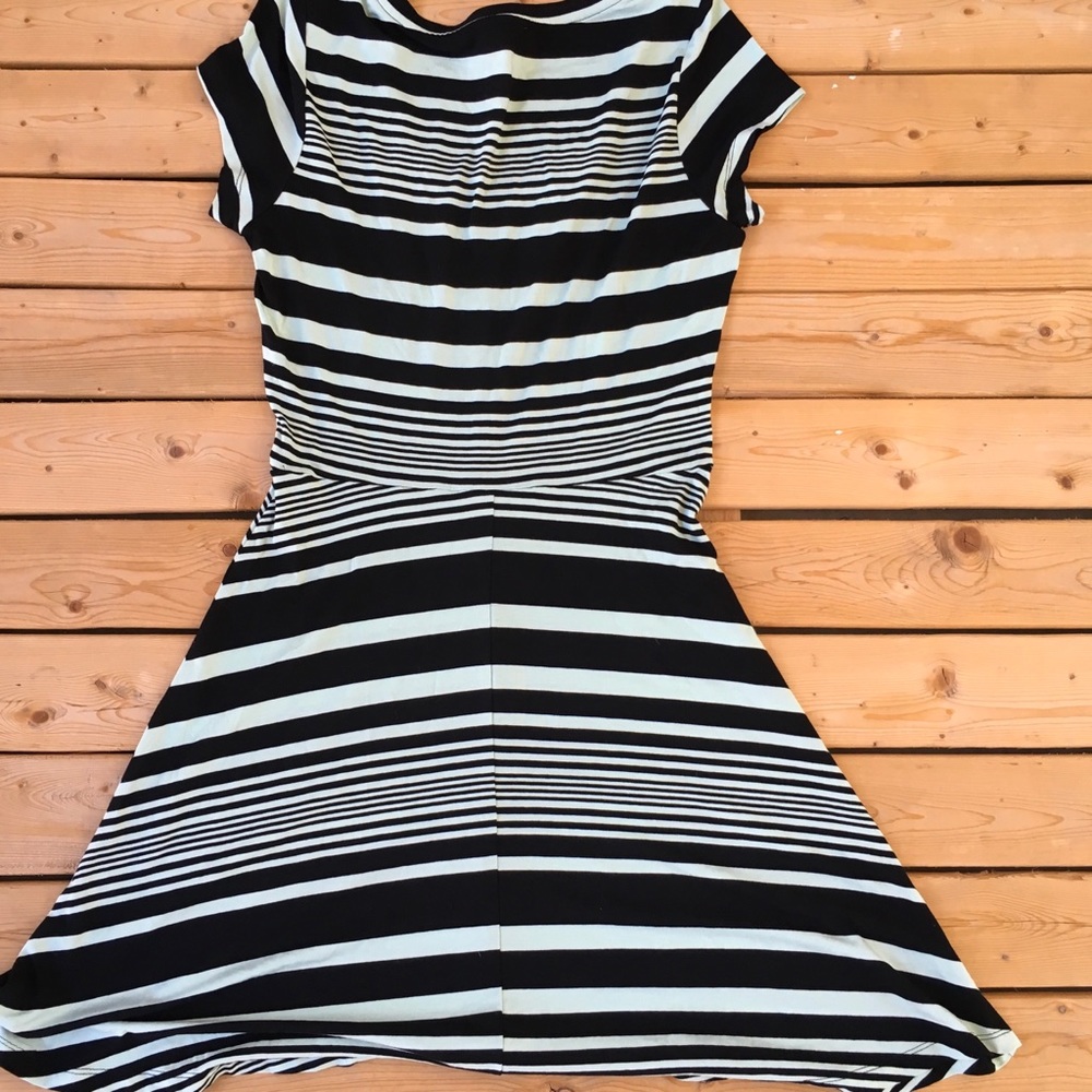 Market and spruce green striped dress S - Picture 2 of 5